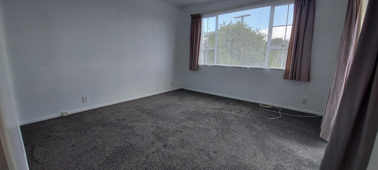 129 Mcleod Road, Te Atatu South, Auckland - Carousel 13