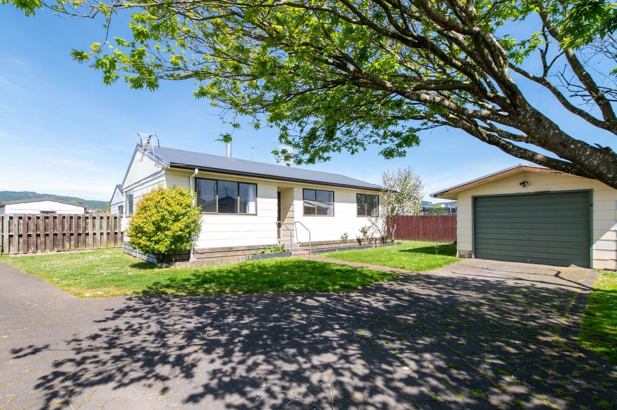 50B Pohutukawa Drive, Owhata, Rotorua - Carousel 1