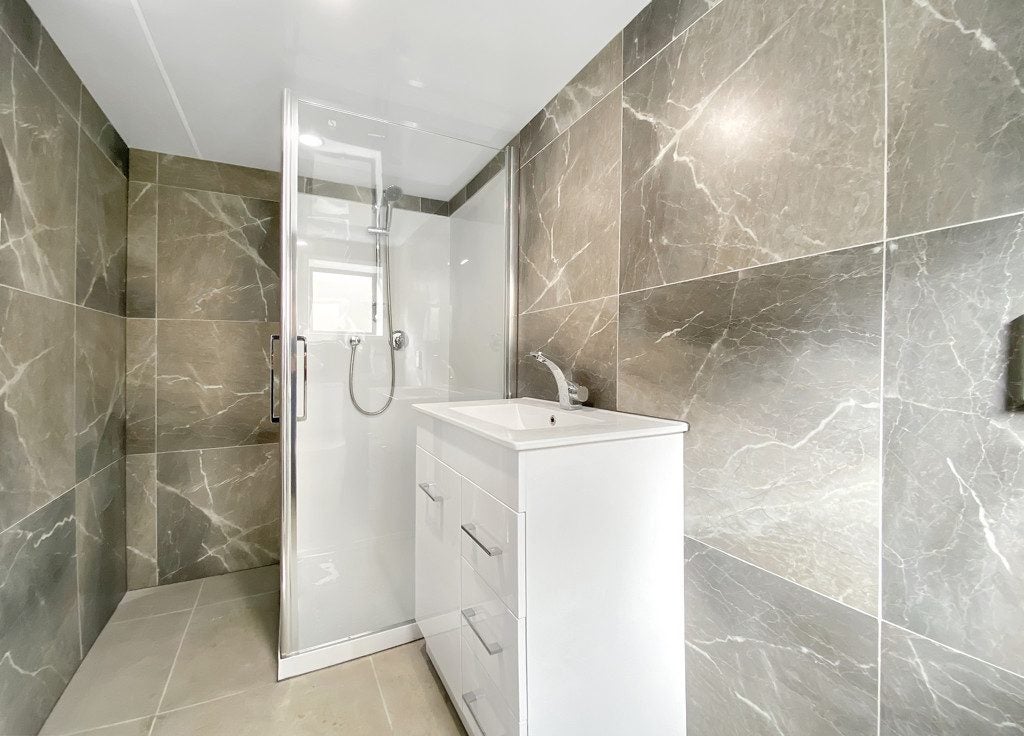 15 Hillsborough Road, Hillsborough, Auckland - Carousel 19