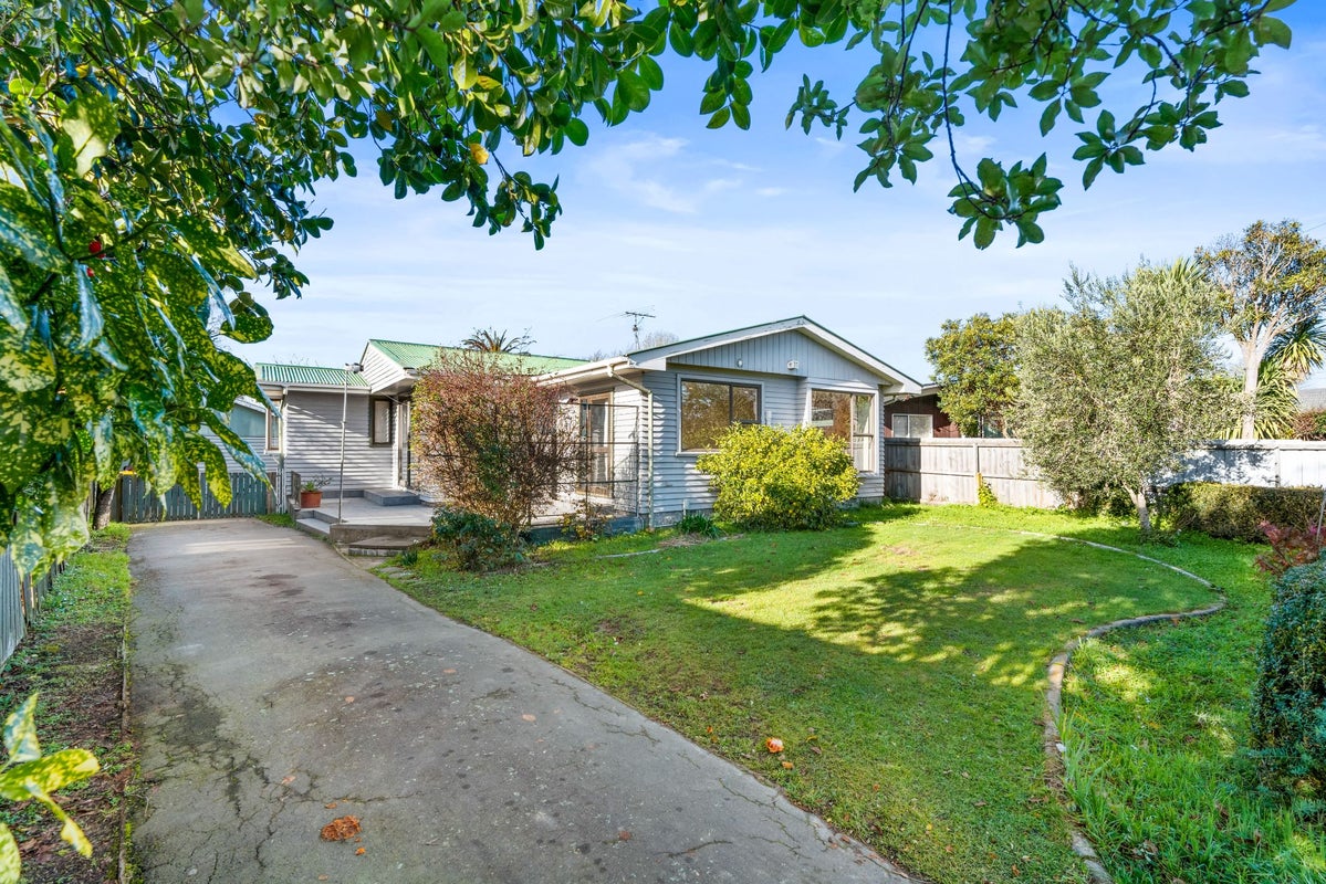 14 Wayside Avenue, Burnside, Christchurch - Carousel 1