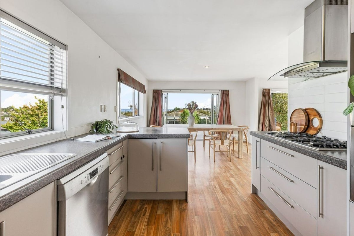 80C Golf Road, New Lynn, Auckland - Carousel 2
