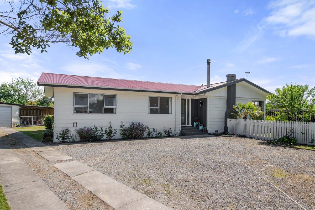 22 Manchester Street, Solway, Masterton - Carousel 1
