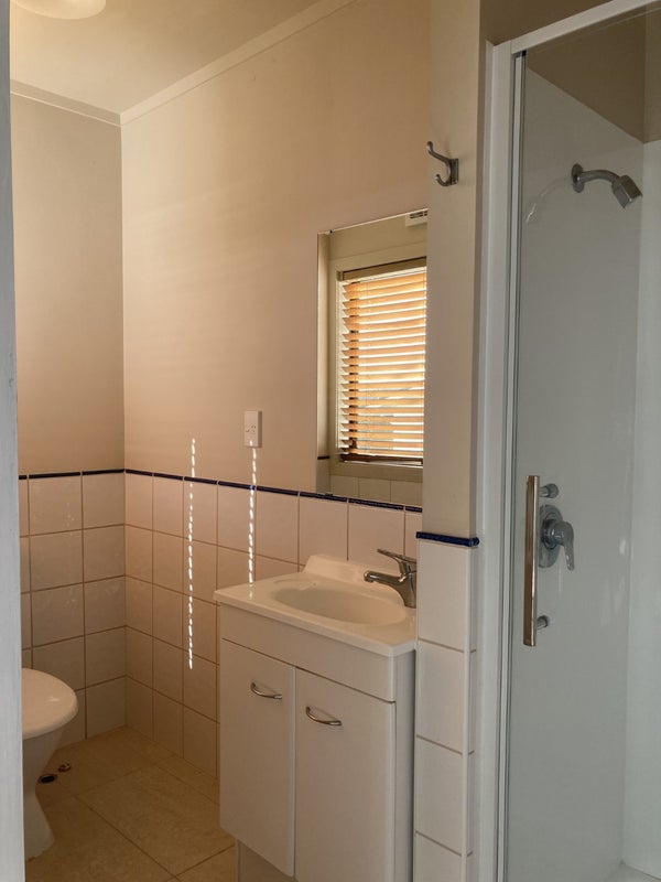 27 Eskdale Road, Papakowhai, Porirua - Carousel 1