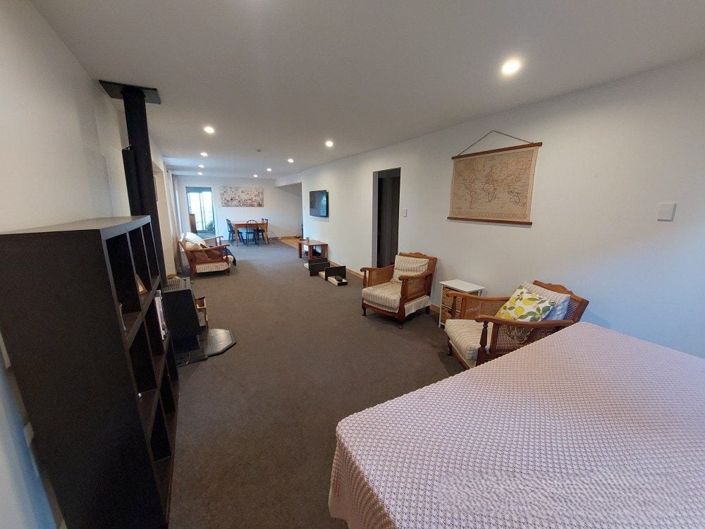 12 Ridge Lane, New Plymouth, New Plymouth - Carousel 2