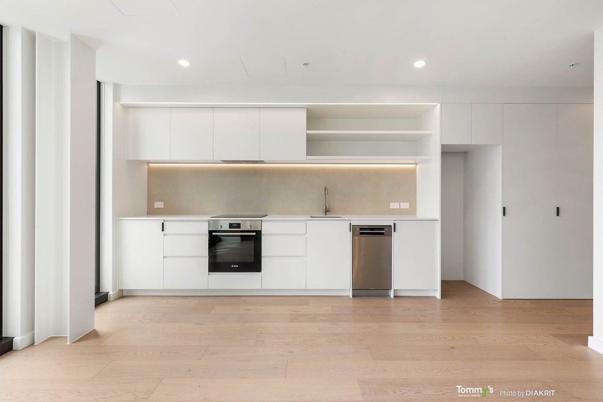 813/10A Alpha Street, Te Aro, Wellington - Carousel 2