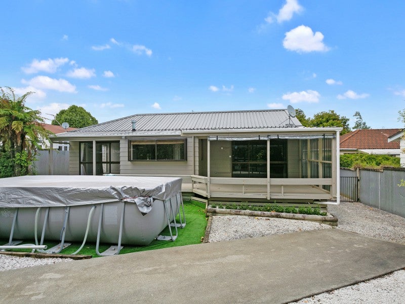 75 Moore Street, Leamington, Cambridge - Carousel 2