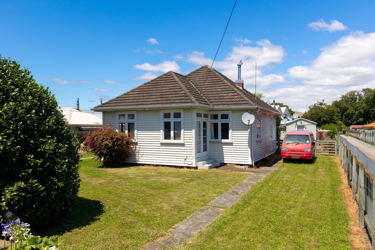 36 Dillons Point Road, Islington, Blenheim - Carousel 1