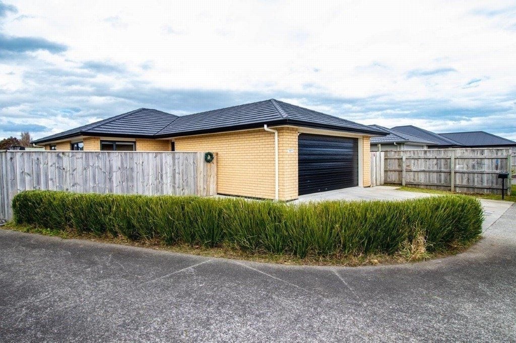 12 Simon Street, Tawhero, Whanganui - Carousel 2