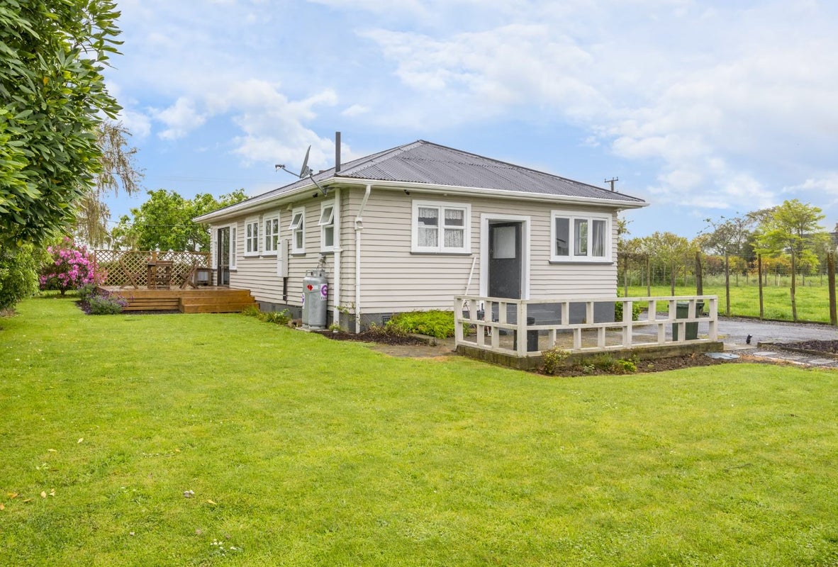 449 Koputaroa Road, Koputaroa, Levin - Carousel 2
