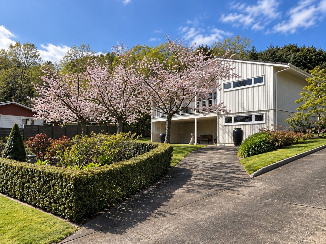 47 Seddon Crescent, Whataupoko, Gisborne, Gisborne - Carousel 1