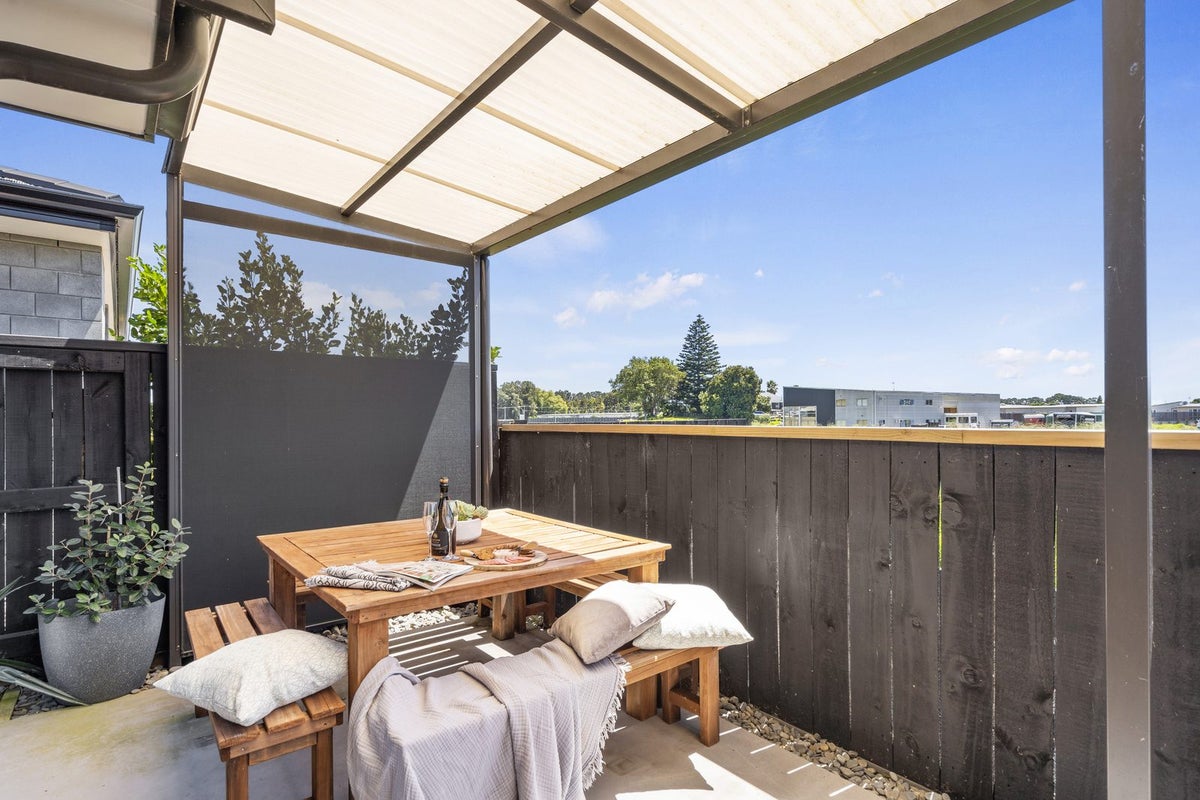 5b Te Wharo Drive, Papamoa Beach, Tauranga, Bay Of Plenty - Carousel 2