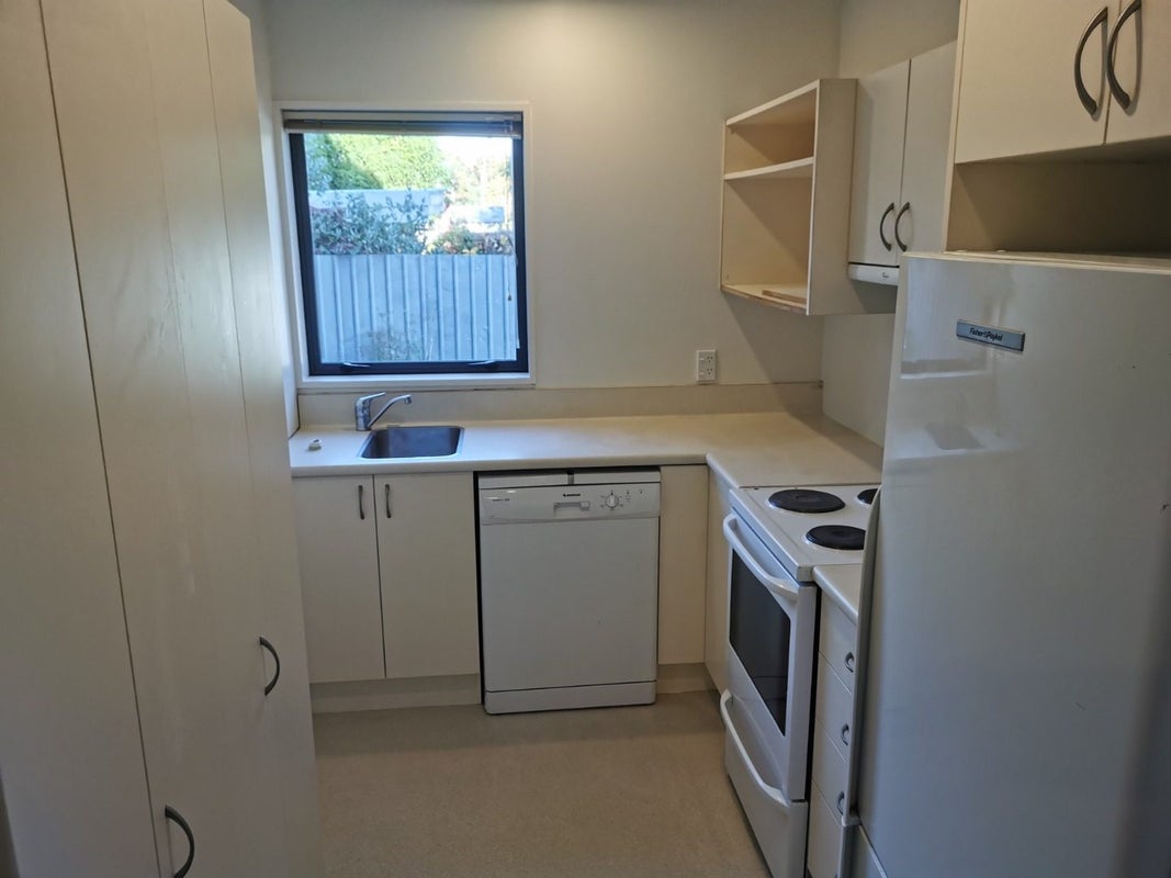 1/154 Strickland Street, Sydenham, Christchurch - Carousel 2