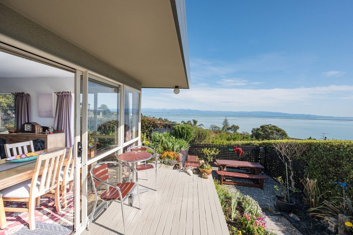 12 Ledbury Road, Atawhai, Nelson - Carousel 1