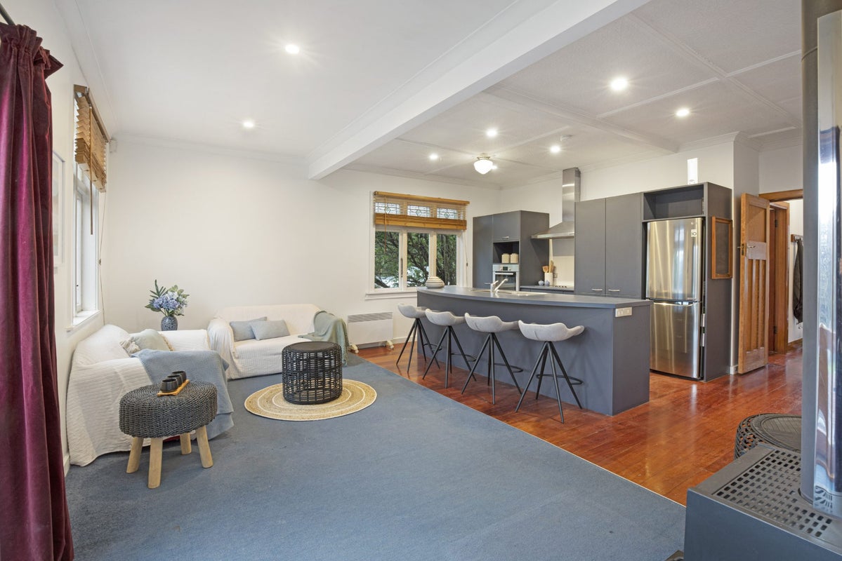 92 Townsend Road, Miramar, Wellington - Carousel 2