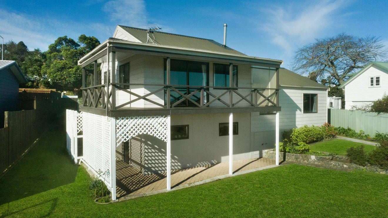 327 Waihi Road, Judea, Tauranga - Carousel 20