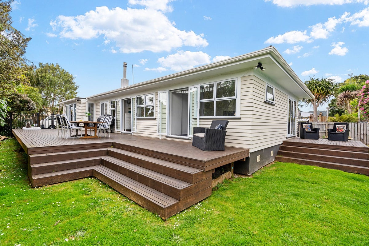 8 Beauzami Place, Whau Valley, Whangarei - Carousel 1