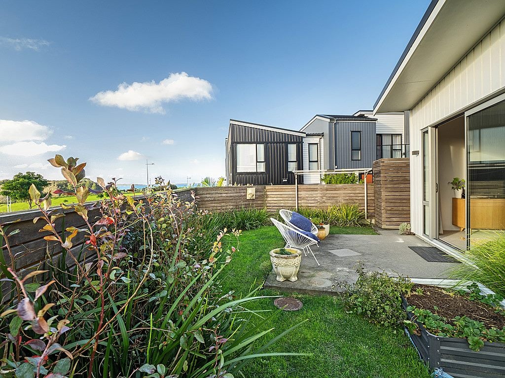79 Te Oneroa Way, Long Bay, Auckland - Carousel 2