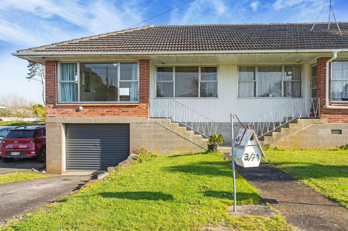 79 New Windsor Road, New Windsor, Auckland - Carousel 1
