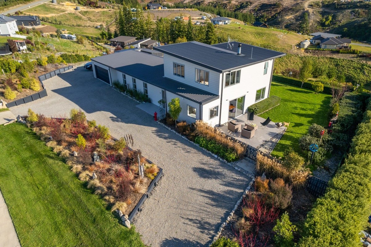 50 Eban Road, Redwood Valley - Carousel 2