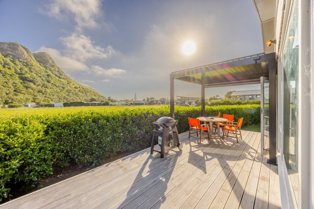 15 John Ross Place, Elsthorpe, Central Hawke's Bay, Hawke's Bay - Carousel 1