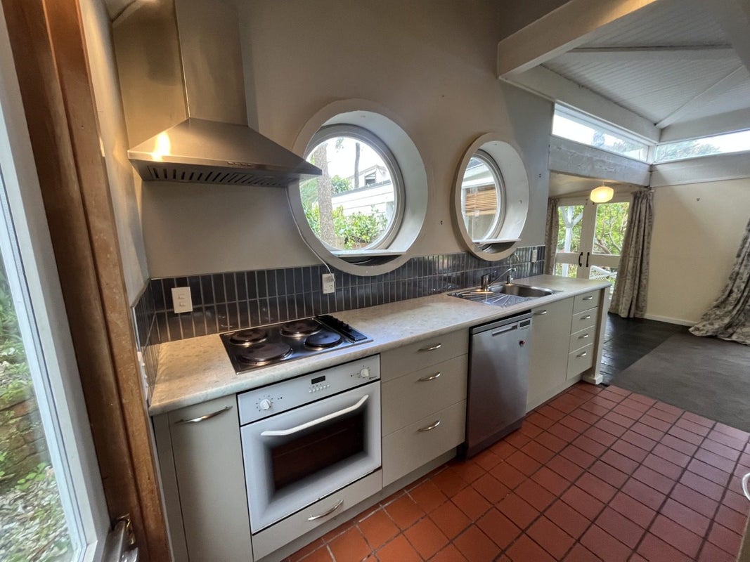 93B Burma Road, Johnsonville, Wellington - Carousel 2