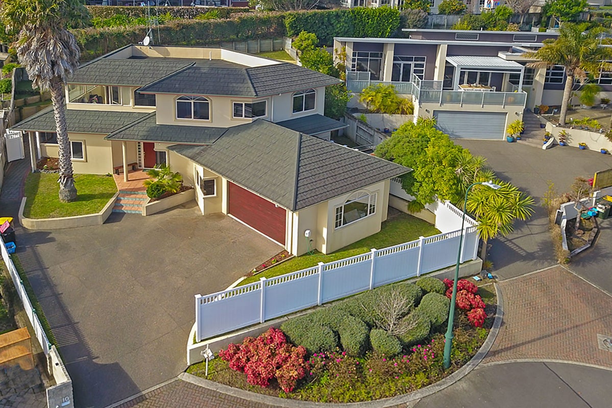 18 Hadleigh Place, Bethlehem, Tauranga - Carousel 2