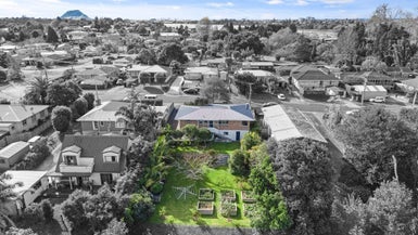37 Collingwood Street, Judea, Tauranga - Carousel 1