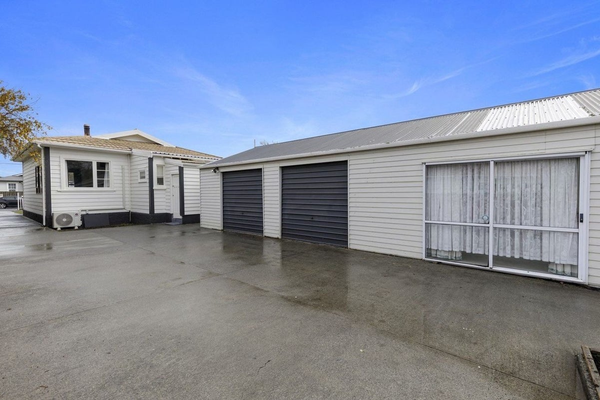 79 Randwick Crescent, Moera, Lower Hutt - Carousel 13