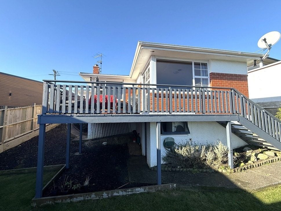 19 Tomkins Street, Green Island, Dunedin - Carousel 1
