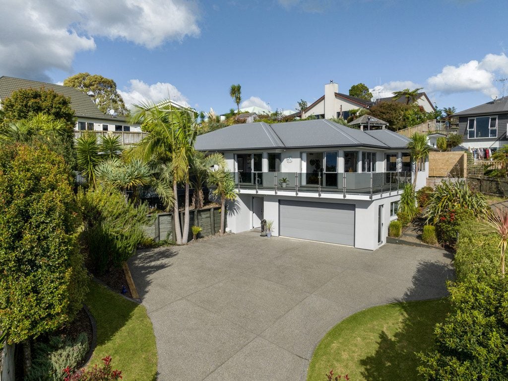 11 Highlander Place, Welcome Bay, Tauranga - Carousel 2