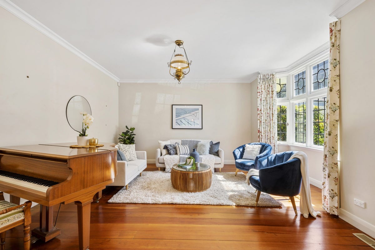 18 Burnell Avenue, Thorndon, Wellington - Carousel 2