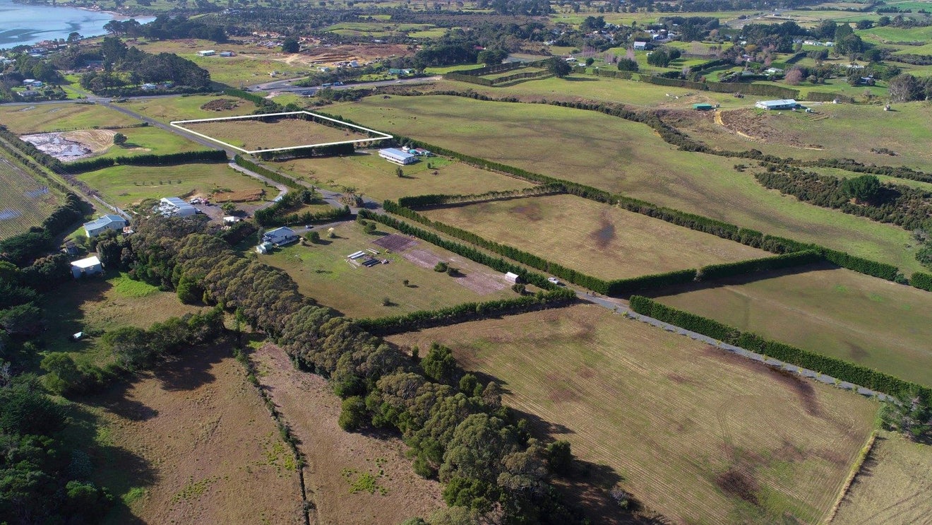 0 Wagener Grove, Pukenui, Kaitaia - Carousel 1