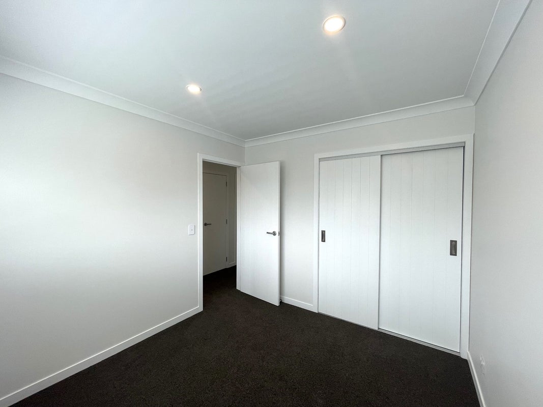 18 Jerram Street, Mount Albert, Auckland - Carousel 18