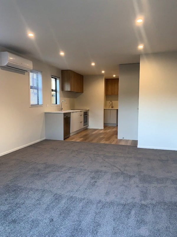 15/35 Rata Street, Naenae, Lower Hutt - Carousel 1