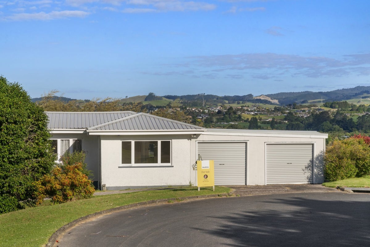 55 Kiteroa Street, Greerton, Tauranga - Carousel 1