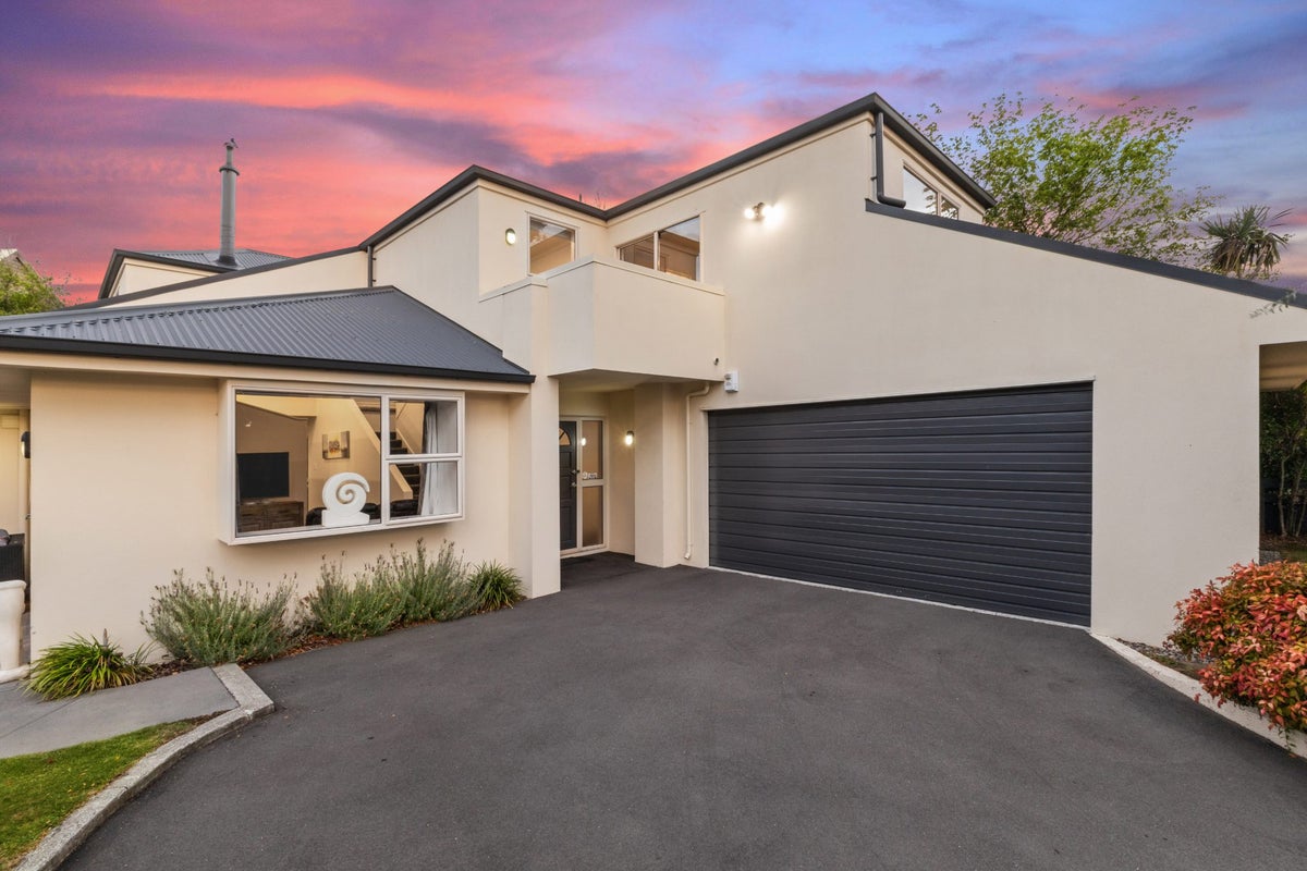 9 Tangmere Place, Burwood, Christchurch - Carousel 2