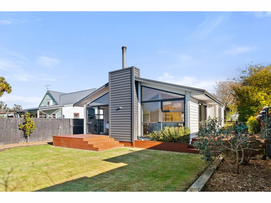 651 Ferry Road, Woolston, Christchurch - Carousel 1