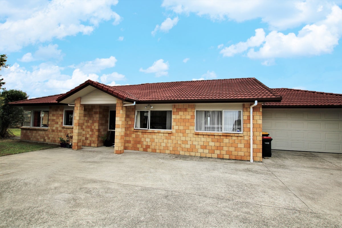 36 Norm Pellow Drive, Manurewa, Auckland - Carousel 1