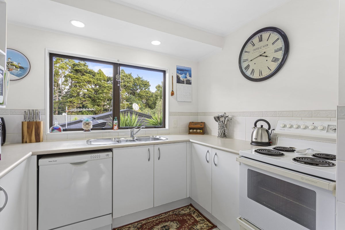 4/244 Onewa Road, Birkenhead, Auckland - Carousel 2