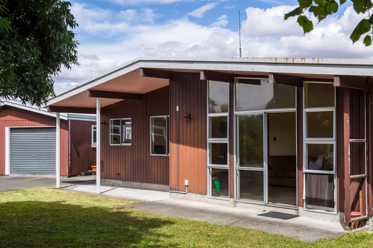 5 East Street, Greytown - Carousel 2