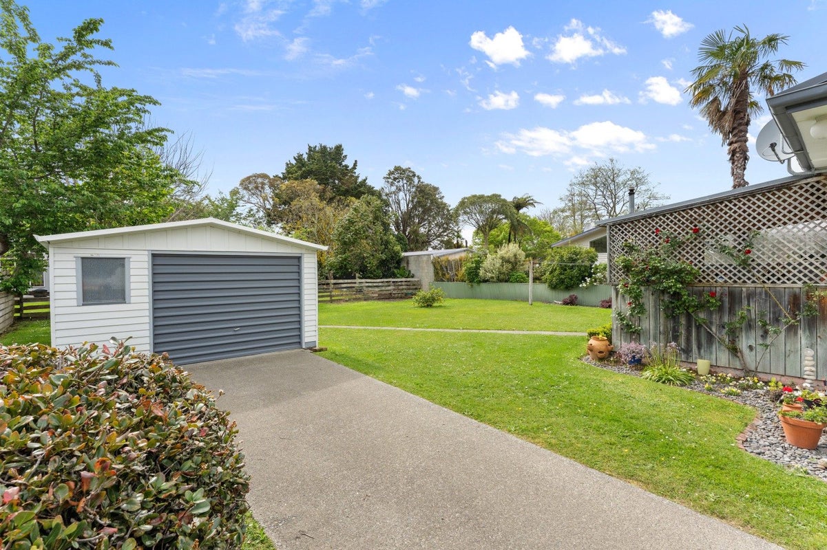 34 Lewis Avenue, Aramoho, Whanganui - Carousel 2