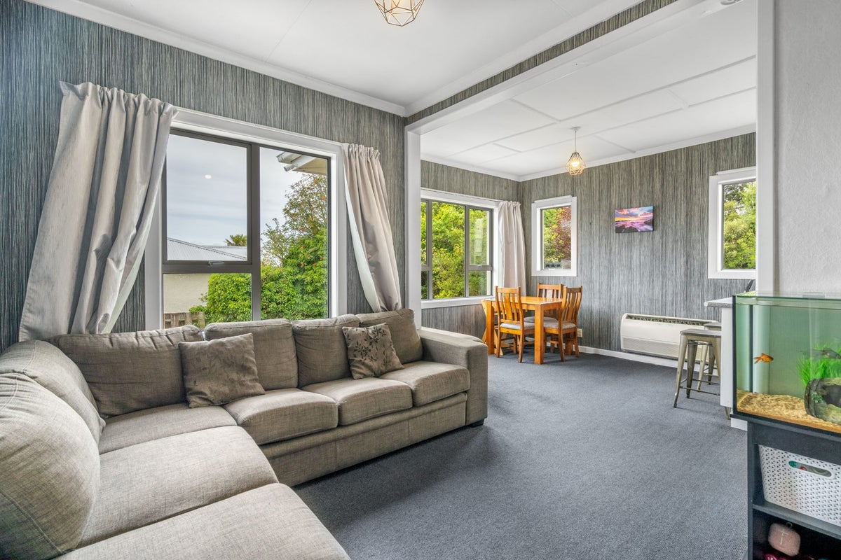 18 View Street, Heidelberg, Invercargill - Carousel 2