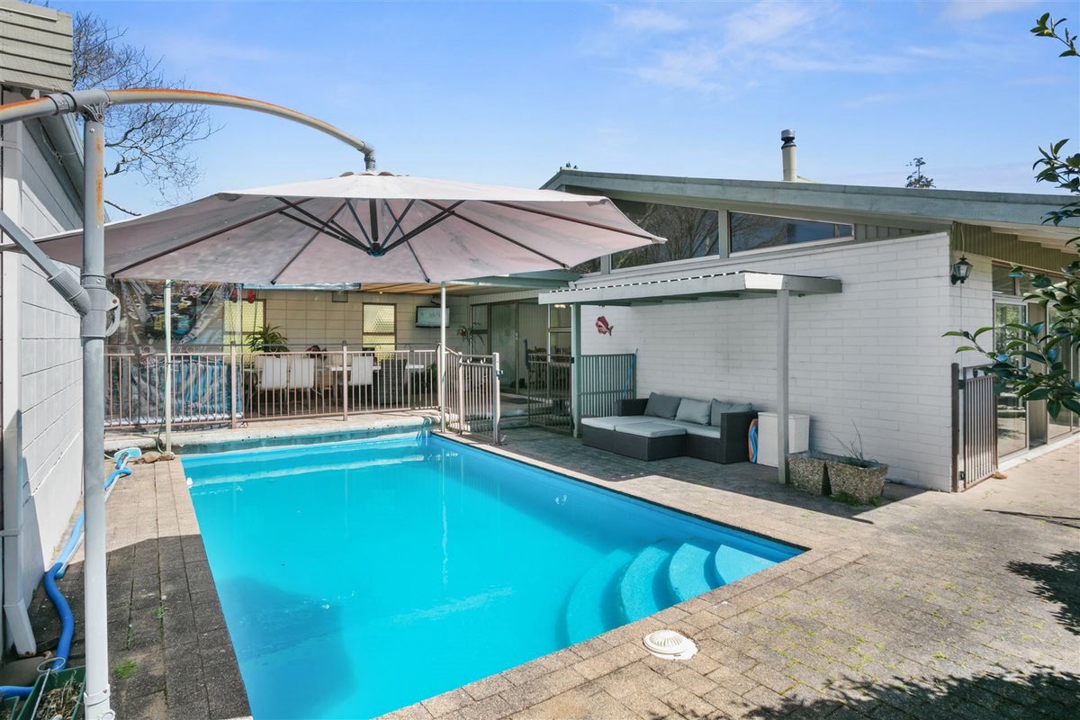 30A Claremont Avenue, Paeroa, Paeroa - Carousel 1