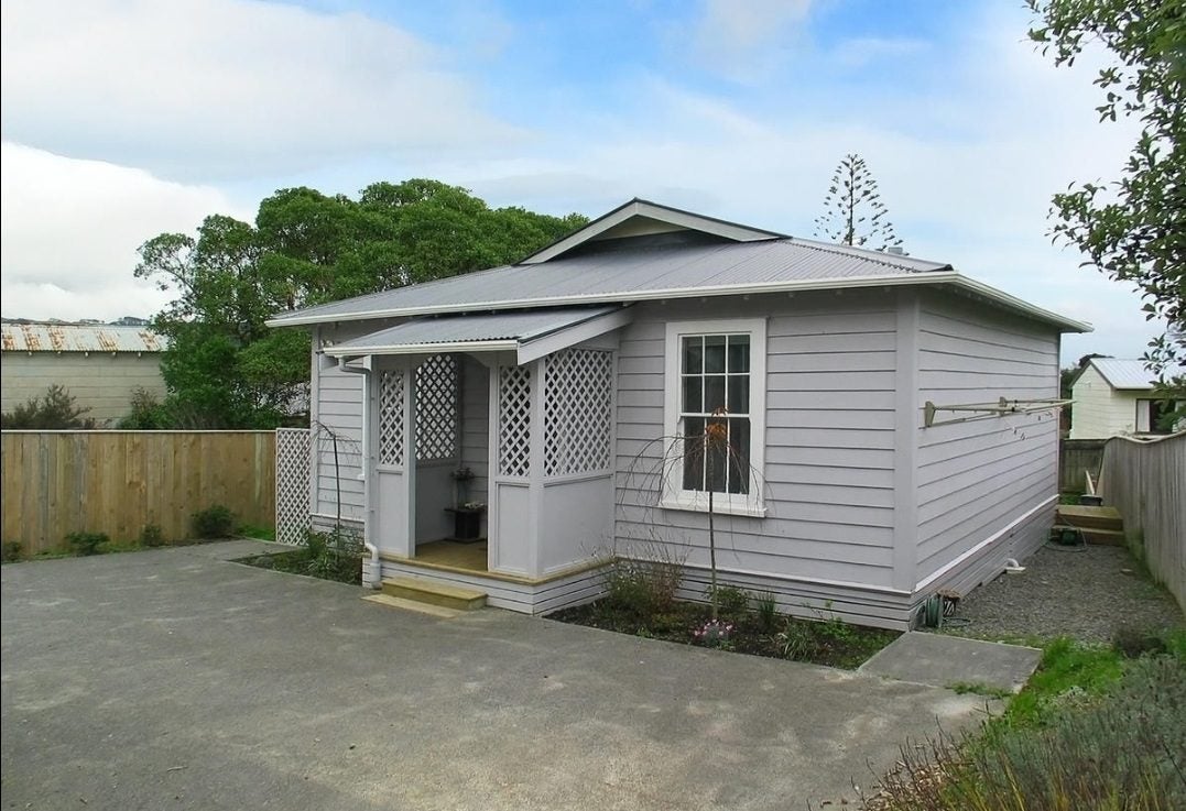 19A Chaffey Crescent, Titahi Bay, Porirua - Carousel 1