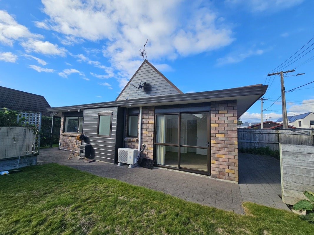 33/18 King Street, Petone, Lower Hutt - Carousel 1