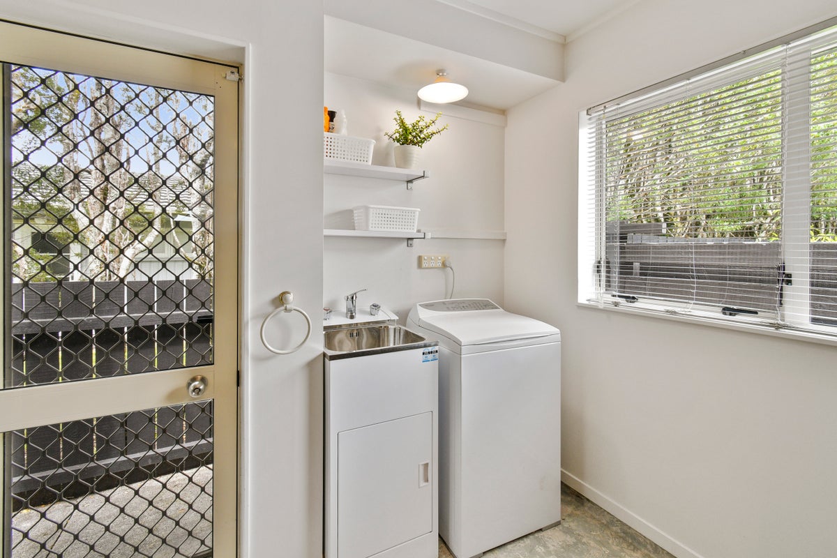 37A Bexley Place, Pahurehure, Papakura - Carousel 18