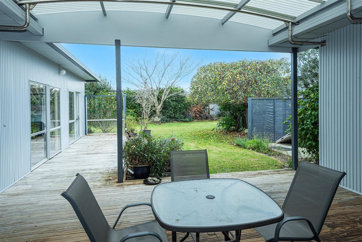 7 Carlton Crescent, Kamo, Whangarei - Carousel 24