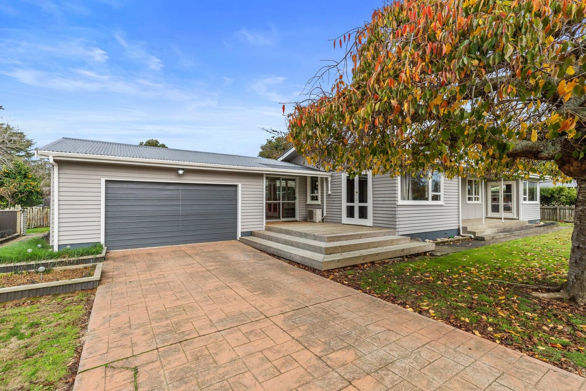 4 Fourth Street, Waihou, Te Aroha - Carousel 1
