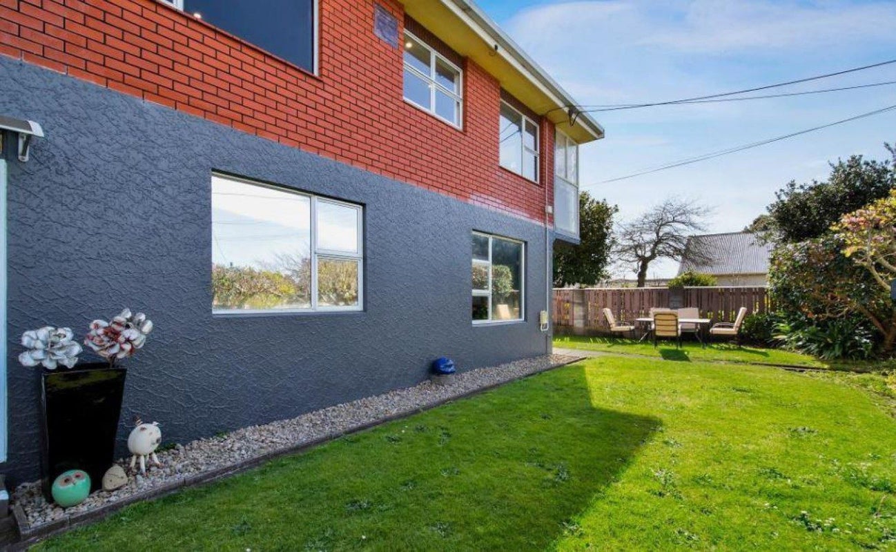 1/58 Paynters Avenue, Strandon, New Plymouth - Carousel 2