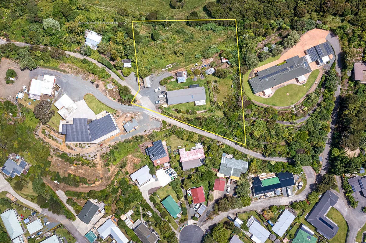 16 Munro Place, Whangarei - Carousel 2